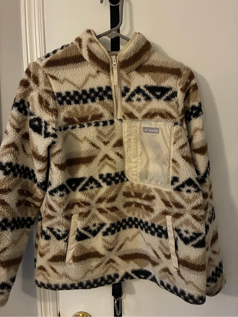 Columbia Women’s Cream, Brown & Black patterned zip fleece